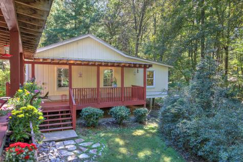 2108 Blackberry Mountain Road Ellijay GA 30536