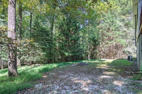 2108 Blackberry Mountain Road Ellijay GA 30536