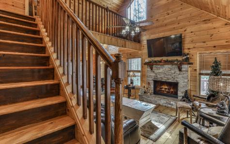 60 Clubhouse Court Ellijay GA 30536
