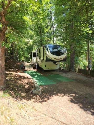 118 10th Street Ellijay GA 30540