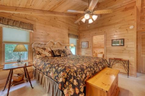 121 Laurel Ridge Morganton GA 30560