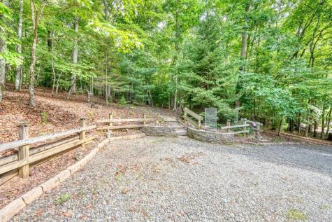 121 Laurel Ridge Morganton GA 30560