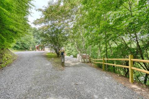 2228 Walls Mountain Road Hiawassee GA 30546
