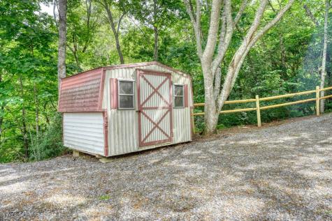 2228 Walls Mountain Road Hiawassee GA 30546