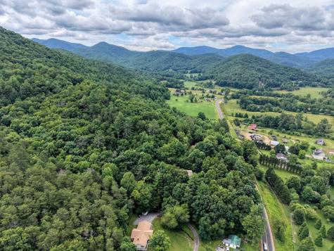 2228 Walls Mountain Road Hiawassee GA 30546