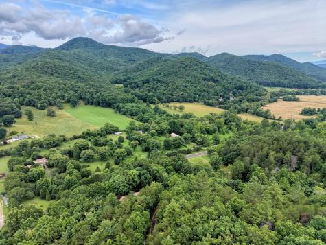 2228 Walls Mountain Road Hiawassee GA 30546