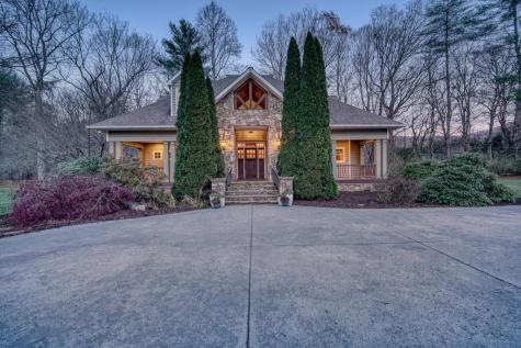 1949 Big Pine Drive Hiawassee GA 30546