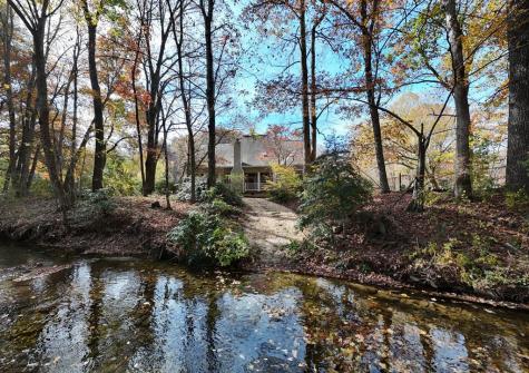 1949 Big Pine Drive Hiawassee GA 30546