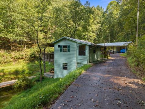 250 Mccollum Road Ellijay GA 30540