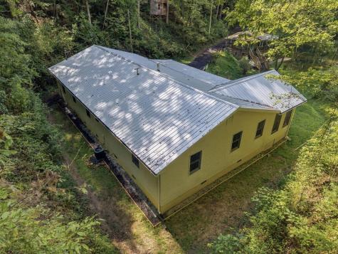 250 Mccollum Road Ellijay GA 30540