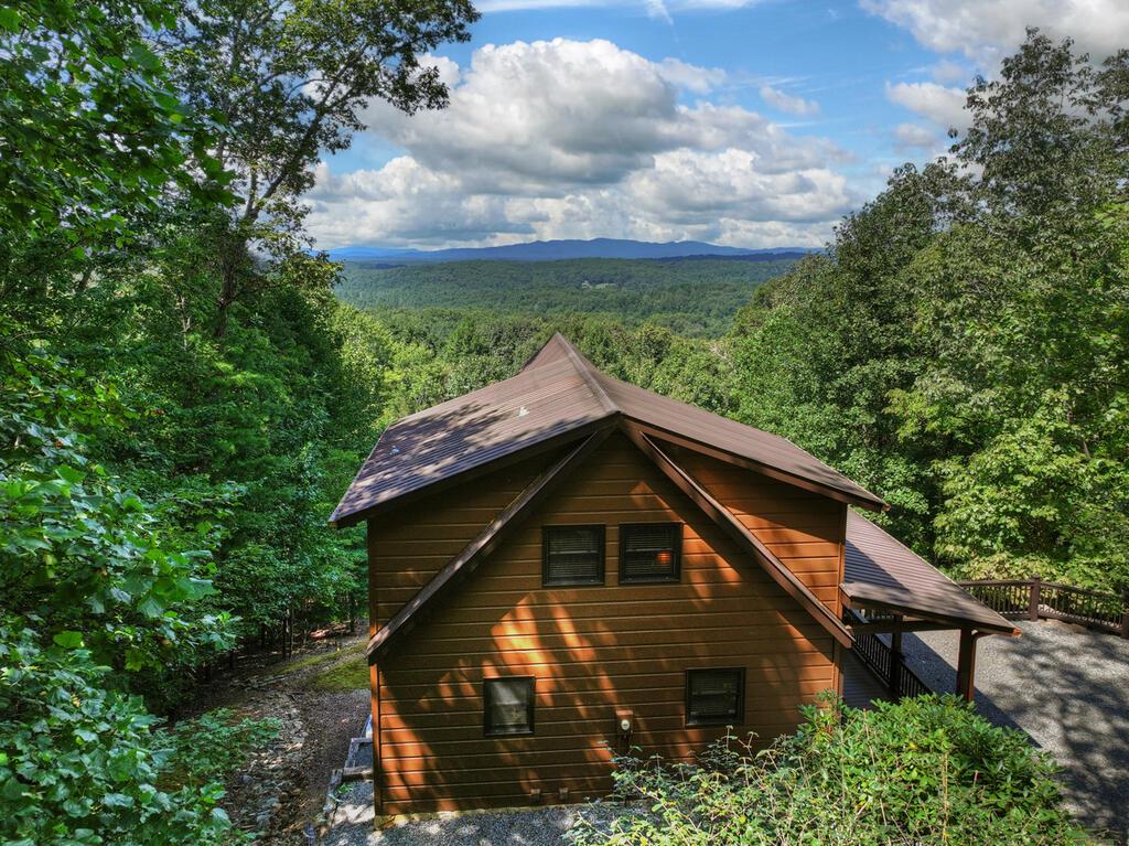 8 North Face Drive Blue Ridge GA 30513
