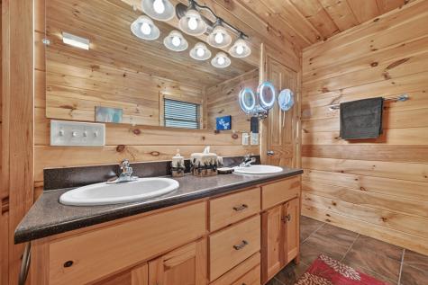 8 North Face Drive Blue Ridge GA 30513