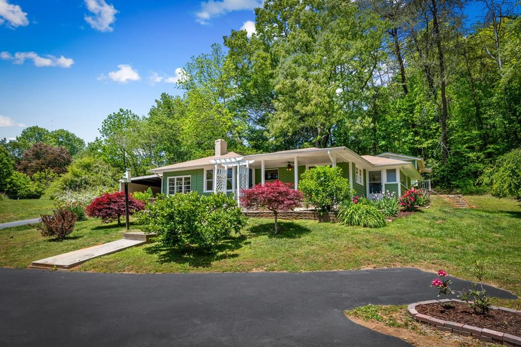 1211 Scenic Drive Blue Ridge GA 30513