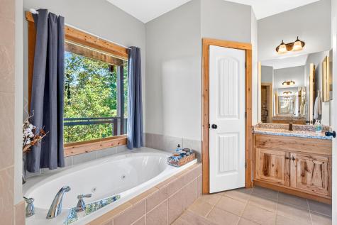 800 Mango Lane Ellijay GA 30540