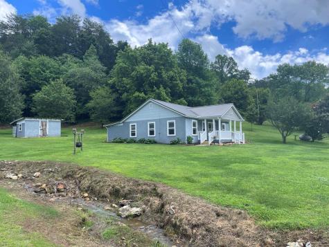 3436 Upper Peachtree Road Murphy NC 28906