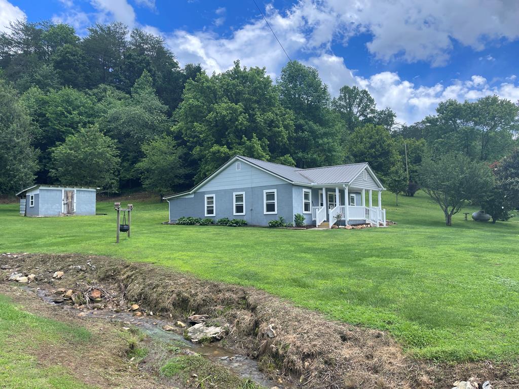 3436 Upper Peachtree Road Murphy NC 28906