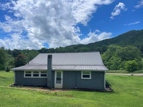 3436 Upper Peachtree Road Murphy NC 28906