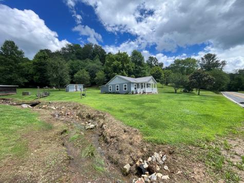 3436 Upper Peachtree Road Murphy NC 28906