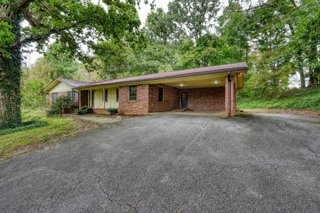737 Bell Creek Road Hiawassee GA 30546