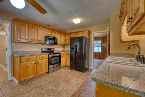 737 Bell Creek Road Hiawassee GA 30546