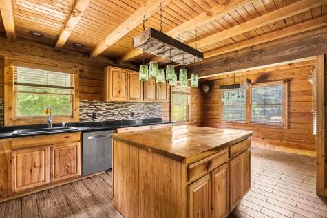 11985 Highway 294 Murphy NC 20906