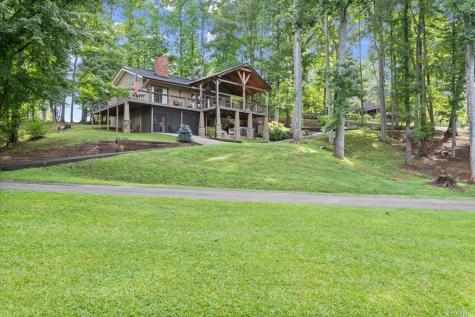 3755 Woods Creek Drive Young Harris GA 30582