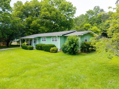 733 Bell Creek Road Hiawassee GA 30546