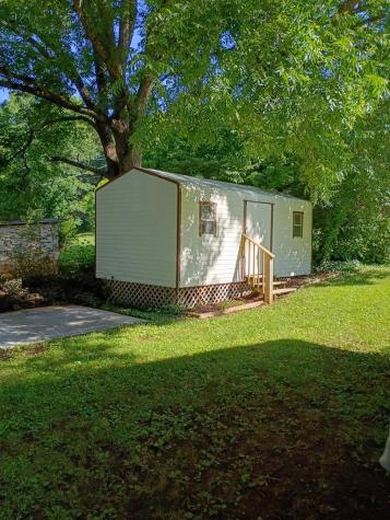 733 Bell Creek Road Hiawassee GA 30546