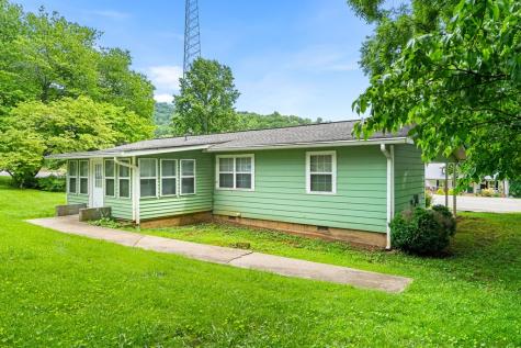733 Bell Creek Road Hiawassee GA 30546