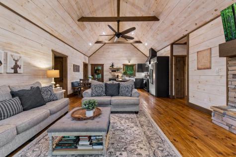 1081 Dills Road Blue Ridge GA 30513