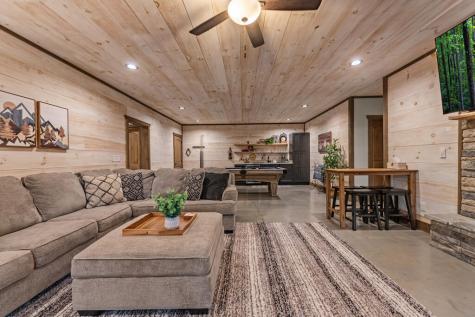 1081 Dills Road Blue Ridge GA 30513