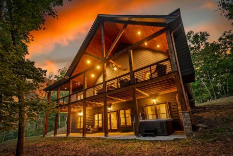 1081 Dills Road Blue Ridge GA 30513