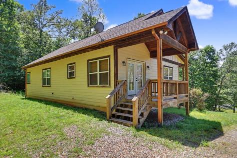 2057 Gallatin Road Young Harris GA 30582