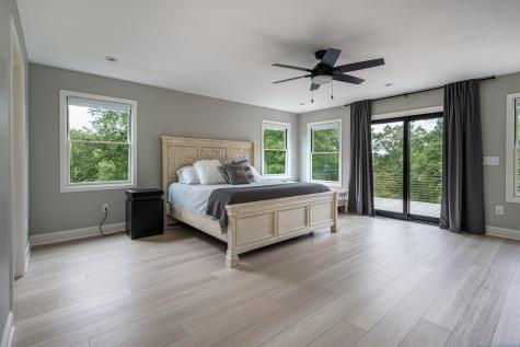 300 Sherwood Forest Drive Hayesville NC 28904