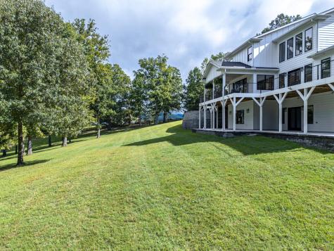 300 Sherwood Forest Drive Hayesville NC 28904