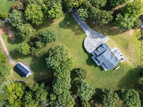 300 Sherwood Forest Drive Hayesville NC 28904