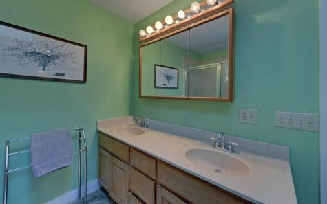 475 Rivercane Road Brasstown NC 28902