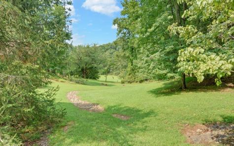475 Rivercane Road Brasstown NC 28902