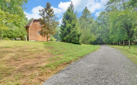 475 Rivercane Road Brasstown NC 28902