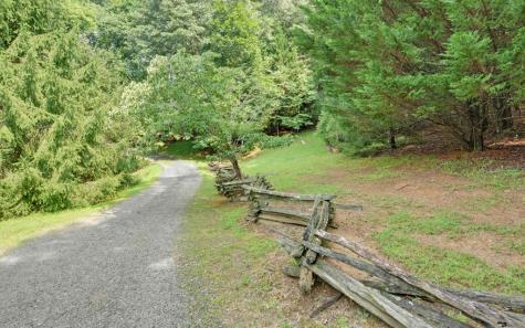 475 Rivercane Road Brasstown NC 28902