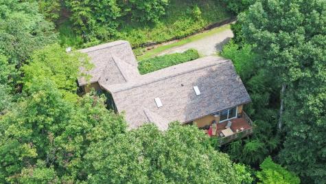 475 Rivercane Road Brasstown NC 28902