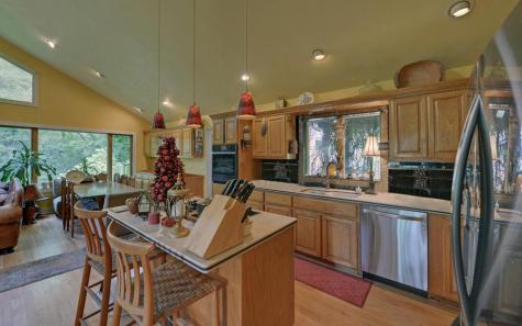 475 Rivercane Road Brasstown NC 28902