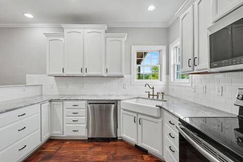 467 Reese Road Brasstown NC 28902