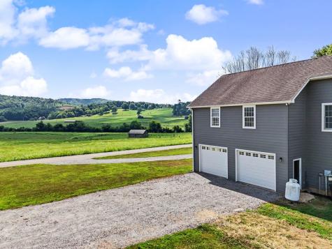 467 Reese Road Brasstown NC 28902