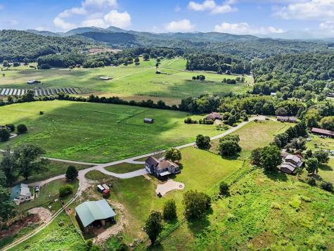 467 Reese Road Brasstown NC 28902
