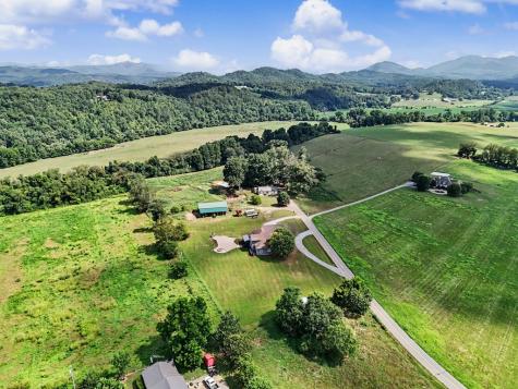 467 Reese Road Brasstown NC 28902