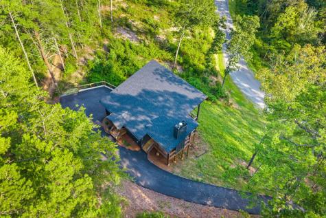 386 Mountain Laurel Ridge Mineral Bluff GA 30559