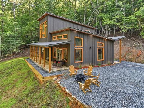 202 Jonquil Lane Ellijay GA 30540