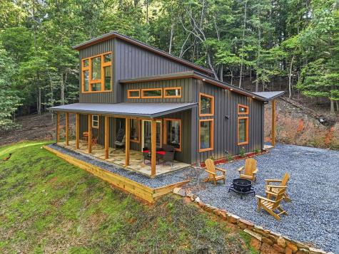 202 Jonquil Lane Ellijay GA 30540