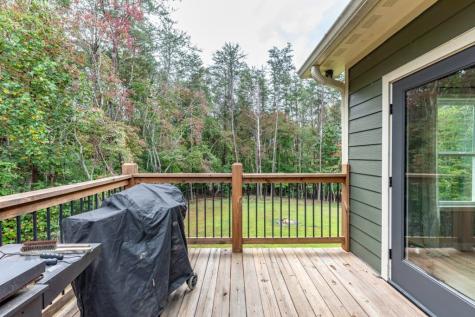 7450 Hooper Cove Road Young Harris GA 30582